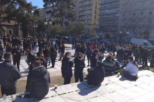 PROTESTI U SOLUNU SE NASTAVLJAJU Studenti nezadovoljni novim bezbednosnim zakonom, podrška uhapšenim demonstrantima! (FOTO, VIDEO)