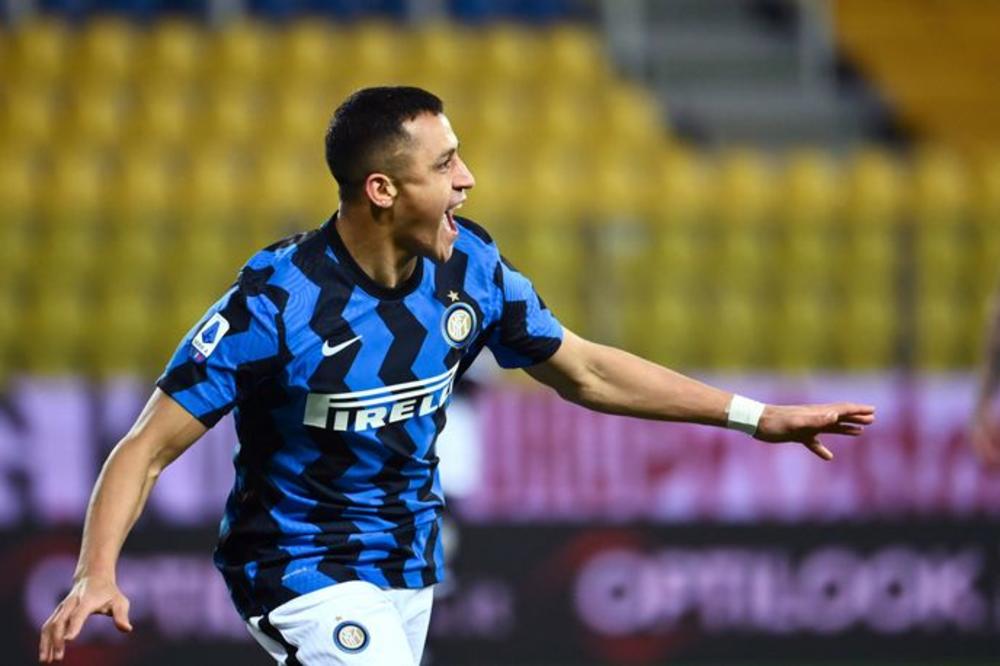 ALEKSIS SANČEZ PREPOROĐEN: Čileanac sa dva gola vodio Inter do pobede nad Parmom! VIDEO
