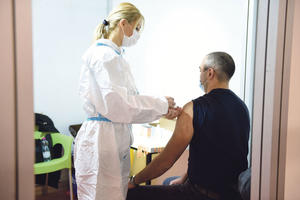 MASOVNA IMUNIZACIJA U BEOGRADU: Na mobilnim punktovima u vakcinisano više od 4.500 građana