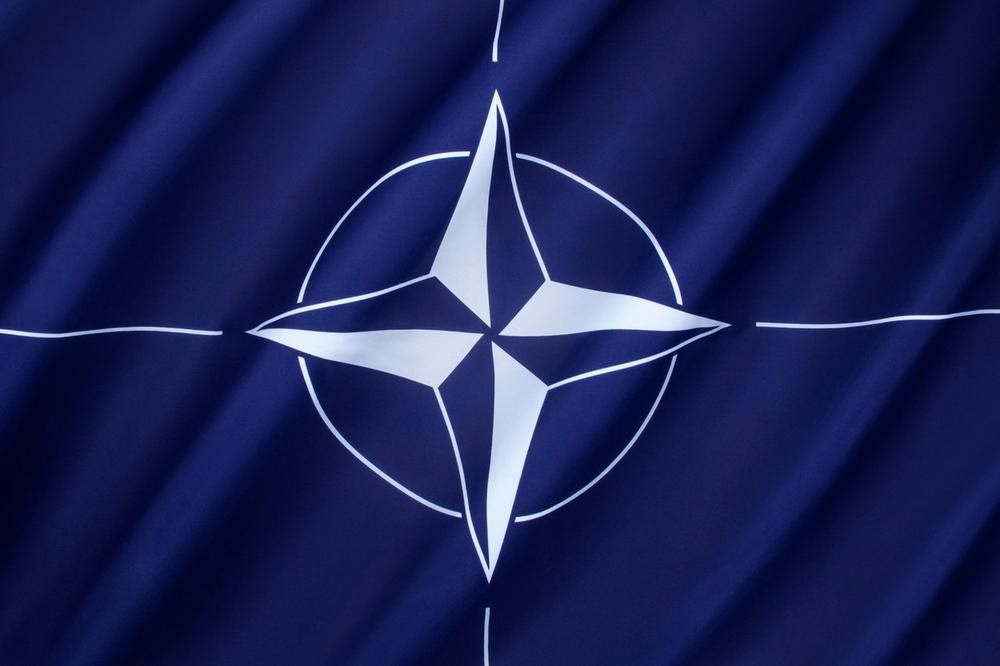 zastava, Nato, zastava NATO