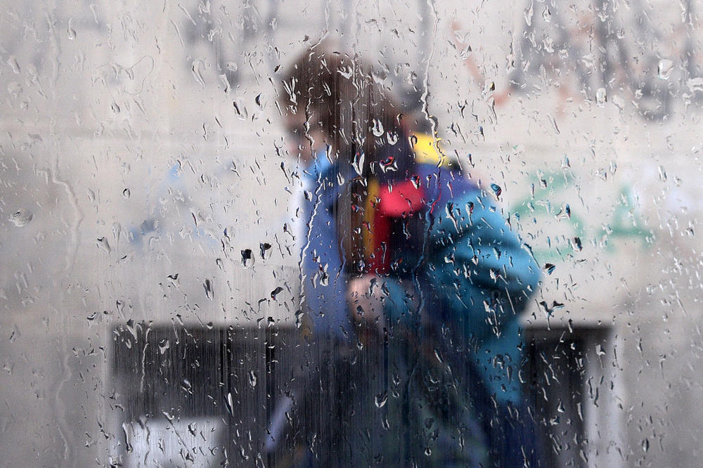 NOVO NAOBLAČENJE STIŽE NAM TOKOM NOĆI: Ponovo temperaturni šok u Srbiji! Tek u petak prestanak padavina