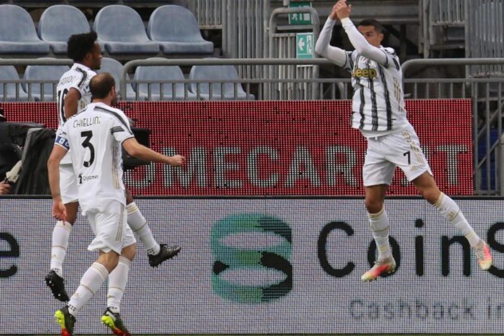 KRISTIJANO UĆUTKAO KRITIČARE: Het-trik Ronalda za pobedu Juventusa u Kaljariju! VIDEO