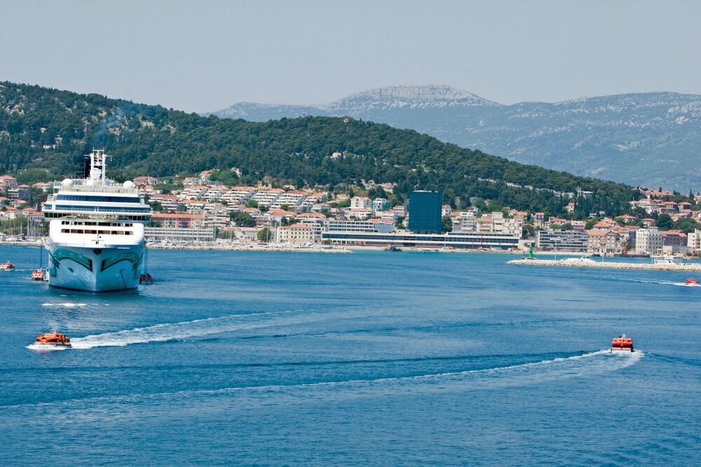 Hrvatska, brod, kruzer