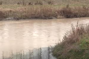 PEKOM TEKU OTROVI: Stigle analize vode iz reke koja je preko noći požutela IZDATO HITNO UPOZORENJE ZA GRAĐANE