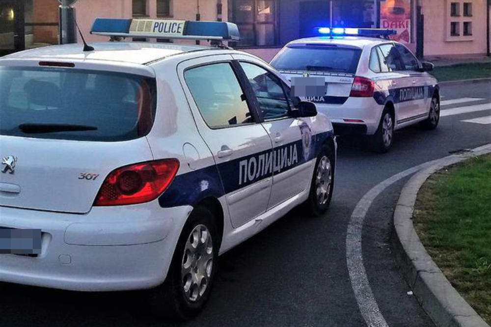 ZAPLENA ORUŽJA U BEOGRADU: Kod Crnogorca pronađen pištolj, na Voždovcu automatska puška bila zakopana iza zgrade