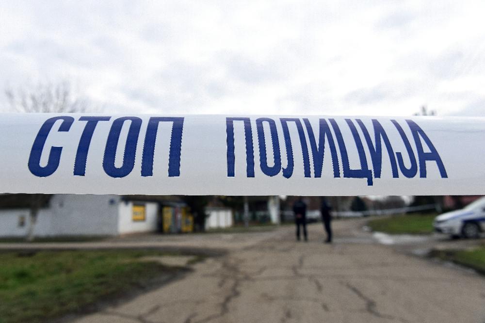 TRAGEDIJA U NOVOM PAZARU: Telo devojke (27) pronađeno u porodičnoj kući, pored nje pištolj