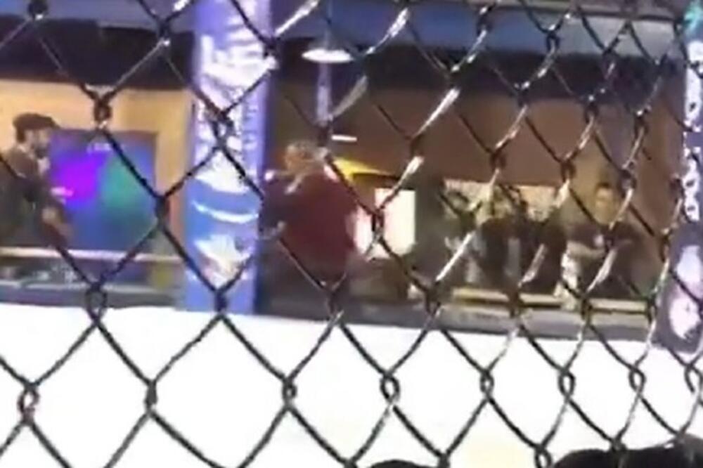 ŠOKANTNA SCENA U AMERICI Usred MMA borbe izvadio PIŠTOLJ i pucao, publika vrištala od straha! (VIDEO)