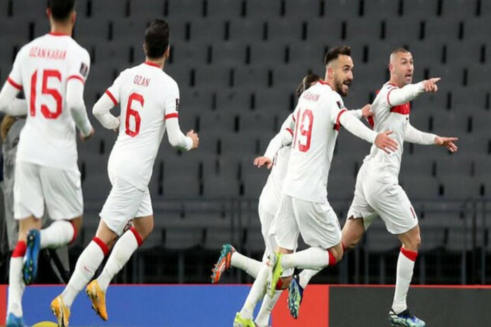 JILMAZ UBRAO LALE: Turska iznenadila Holandiju na startu kvalifikacija