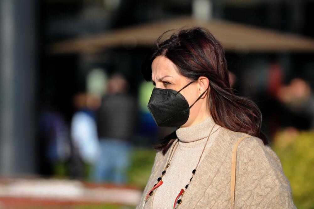 Beograd, maske, zaštitne maske, beograđanke, koronavirus, korona virus