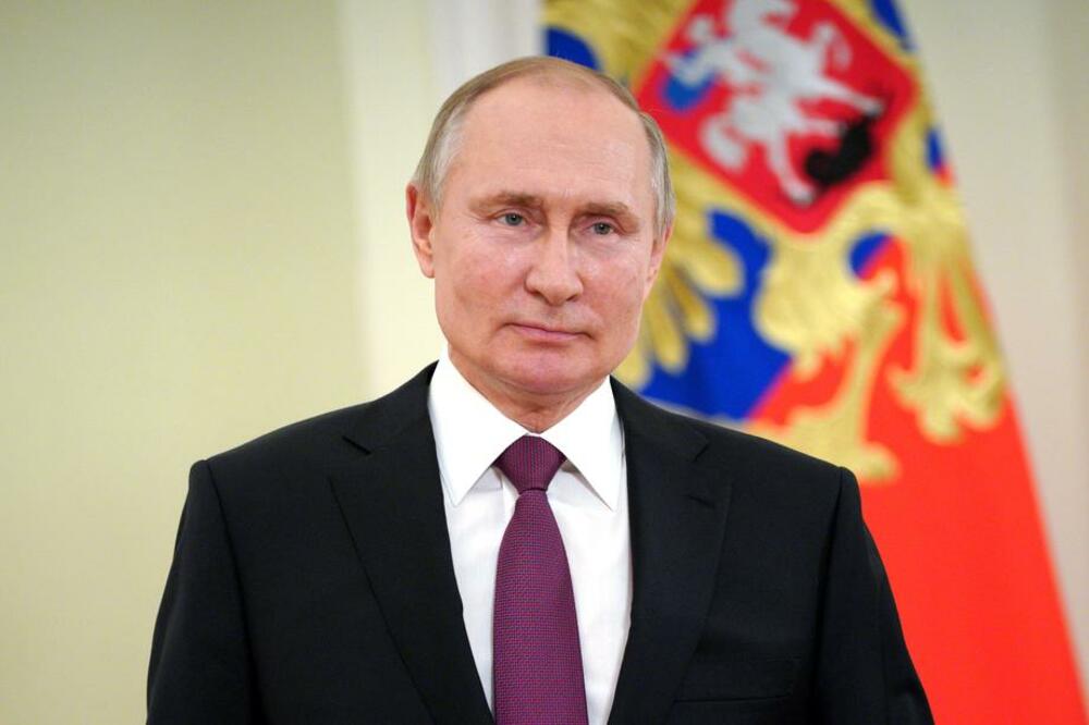 MISTERIJA U MOSKVI: Kremlj priznao da Putin nije primio drugu dozu vakcine! Šta čeka?