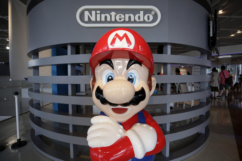 STAVLJENA U FIOKU I ZABORAVLJENA Neotvorena igrica Super Mario prodata na aukciji za 660.000 dolara