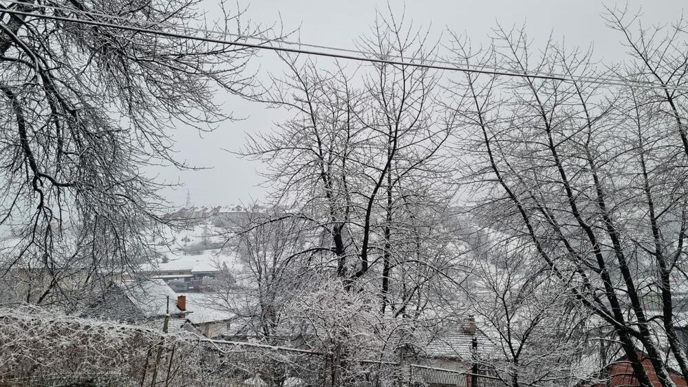 sneg, Nova Varos