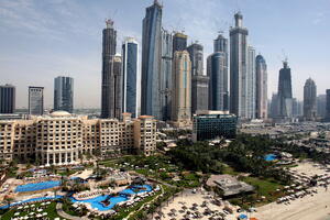 PRESTOLONASLEDNIK ABU DABIJA Šeik bin Zajed: Život u Ujedinjenim Arapskim Emiratima vraća se u normalu! Opada broj zaraženih
