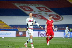 NIJE VAM SRBIJA KRIVA ZBOG PONIŠTENOG GOLA RONALDA! Da je sudija mislio bar 2 odsto da je prešla gol liniju - PRIZNAO BI POGODAK!