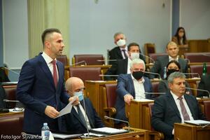 DEMOKRATE: Nećemo smenjivati Leposavića sa DPS-om!