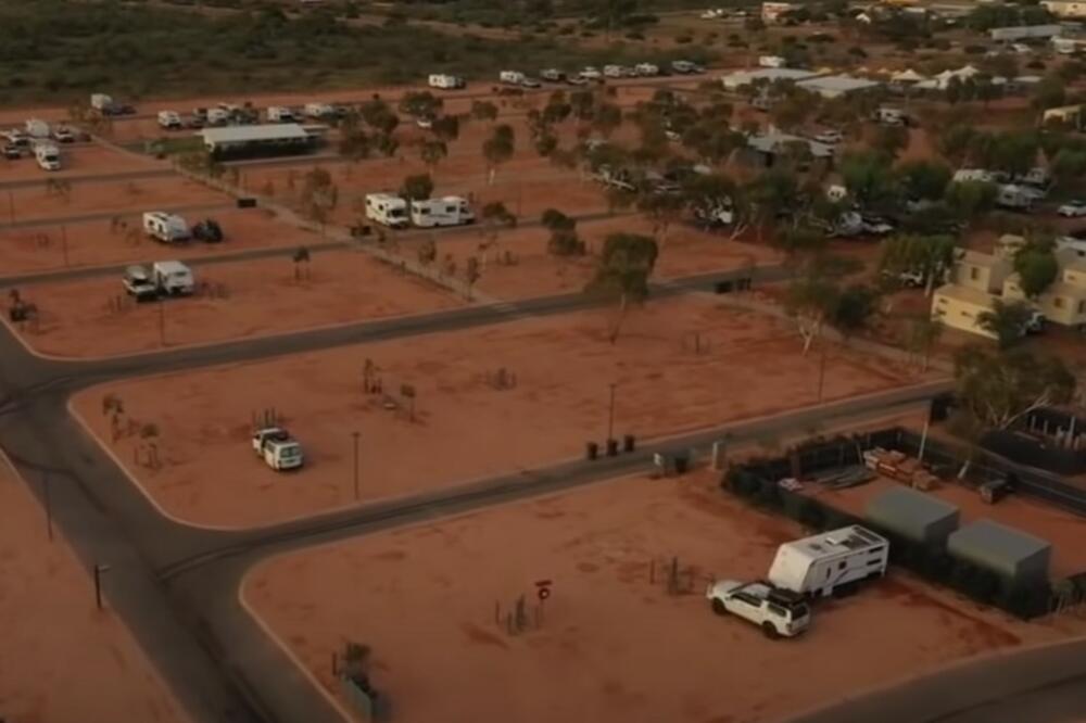 AUSTRALIJA NA UDARU SNAŽNOG CIKLONA: Pripremaju se skloništa i dele džakovi sa peskom VIDEO