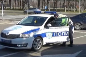 POLICAJCI ZAUSTAVILI VOZAČA BMW, VOZIO SA 3 PROMILA ALKOHOLA U KRVI: Pripadnici MUP imali pune ruke posla zbog bahatih građana