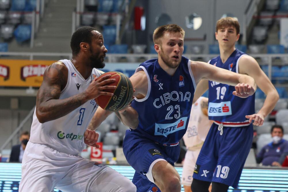 POENA KAO U NBA LIGI: Zadar u hrvatskom derbiju savladao Cibonu