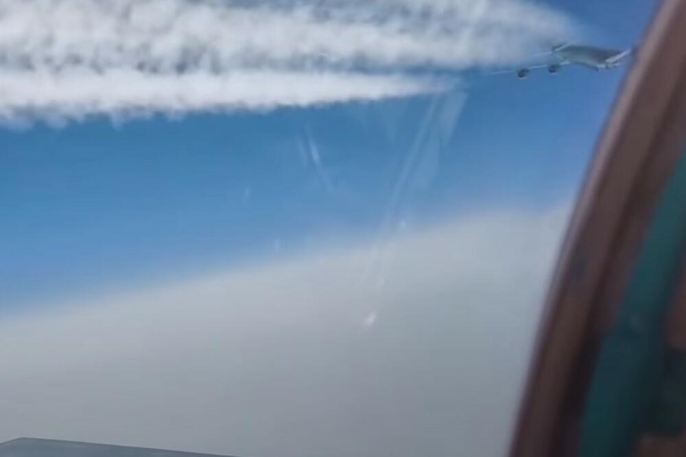 MIG-31 OTERAO AMERIČKI AVION OD RUSKE GRANICE: Okršaj iznad Tihog okeana VIDEO