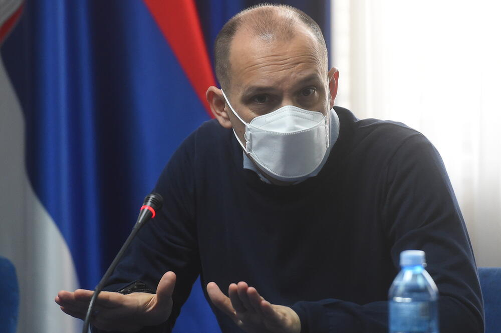 MINISTAR LONČAR ZABRINUT: Plašimo se lošeg scenarija, taj deo Srbije je najproblematičniji i tu je odziv za vakcinaciju najslabiji