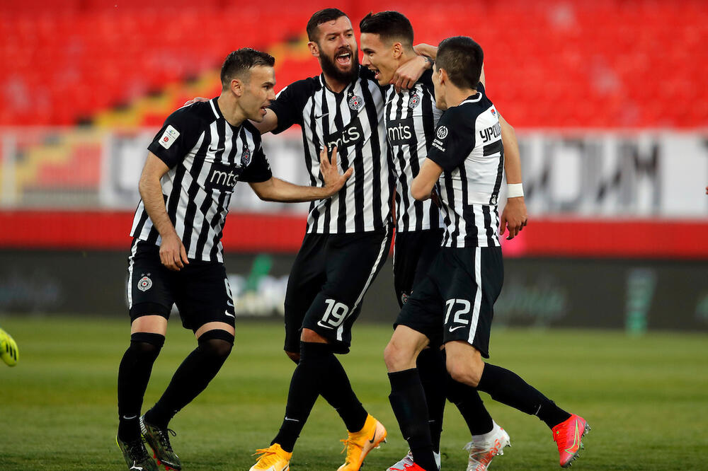 VEČITI DERBI U FINALU KUPA: Partizan u Novom Sadu savladao Vojvodinu i zakazao meč sa Zvezdom u borbi za trofej! VIDEO