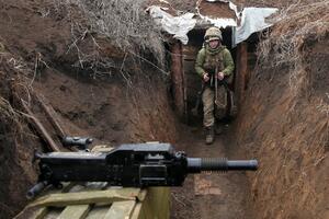 NAPETO NA GRANICI: Ukrajina od NATO traži sankcije za Rusiju, Moskva optužuje Kijev da gomila vojsku u Donbasu