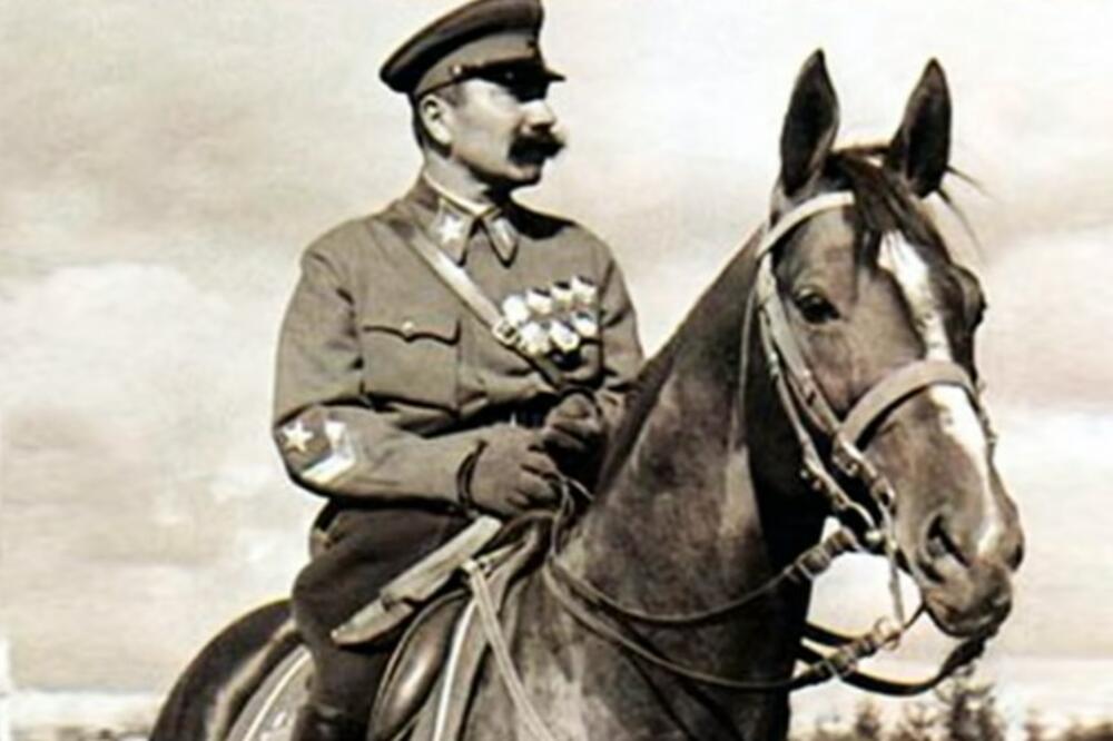 DANAS JE ROĐEN MARŠAL BUĐONI: Bio je Staljinov prijatelj i hrabar vojnik, ali je njegova nesposobnost skupo koštala Sovjete VIDEO