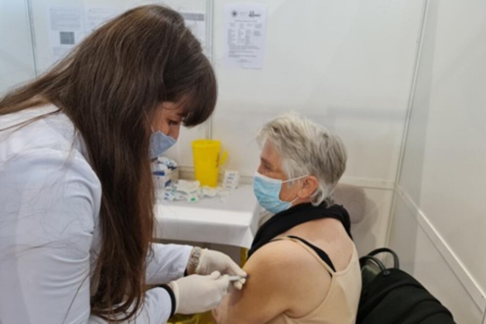 REVAKCINISANO 35 ODSTO STANOVNIŠTVA U BEOGRADU: Vakcinacija je put kojim ćemo izaći iz krize