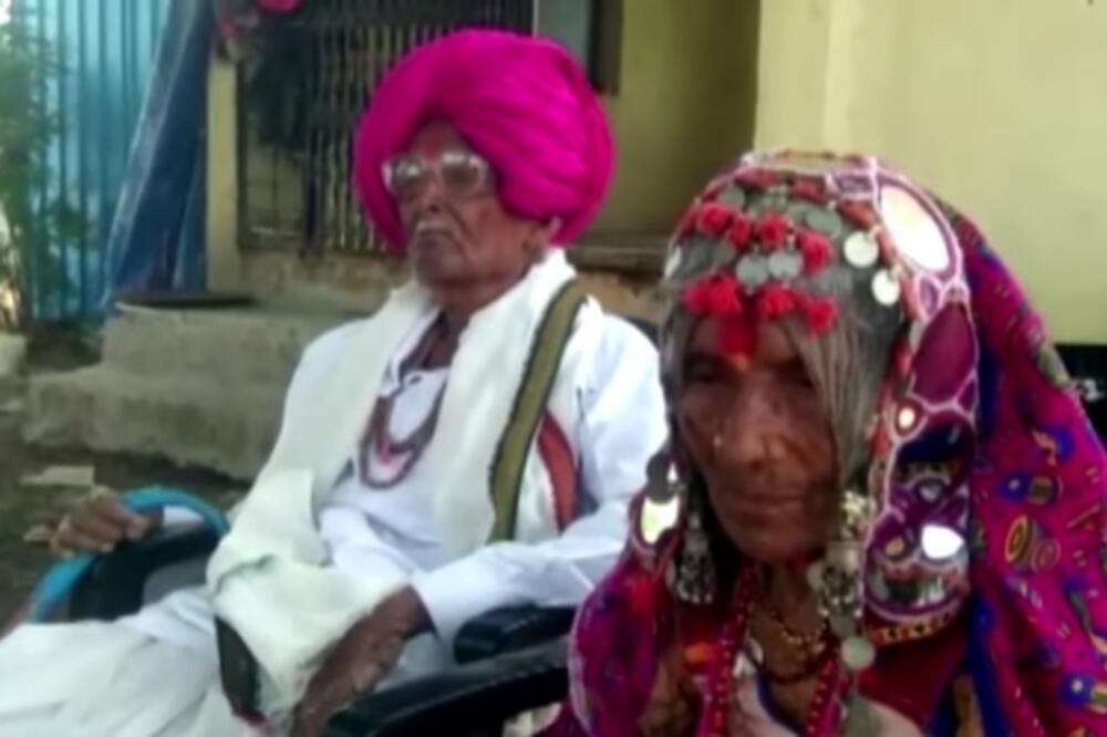 ONI BUDE NADU U INDIJI KOJU GUTA KORONA: Bračni par u 105. i 95. godini pobedio kovid! Meštani ubeđeni da su ih spasila dobra dela