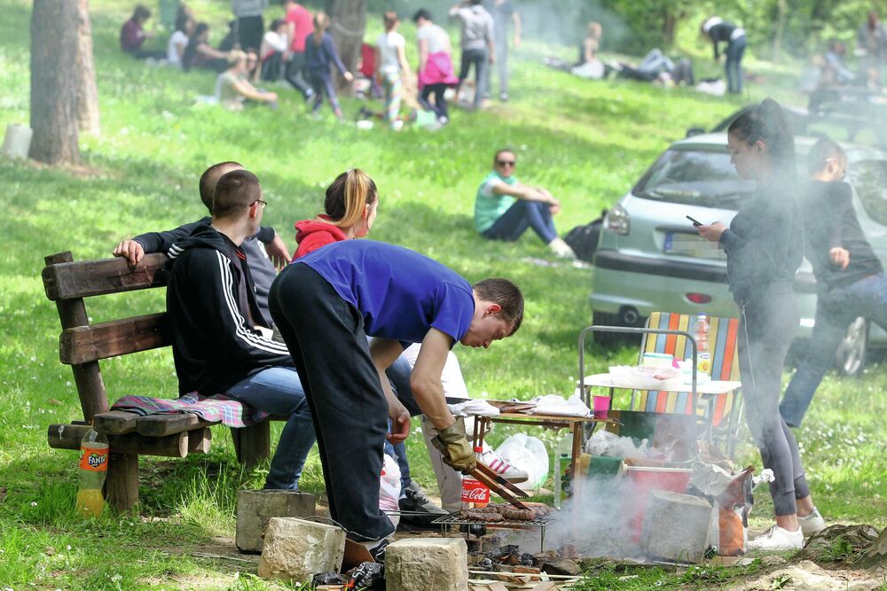 EVO KAKVO NAS VREME OČEKUJE ZA PREDSTOJEĆE PRAZNIKE - VASKRS I PRVI MAJ: Detaljna prognoza za prvu polovinu maja