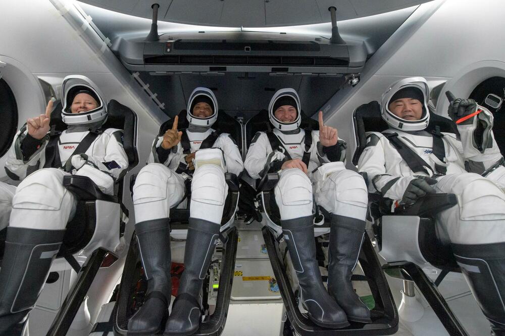 NAKON 167 DANA Četiri astronauta bezbedno se vratila na Zemlju sa Svemirske stanice u kapsuli Ilona Maska FOTO, VIDEO