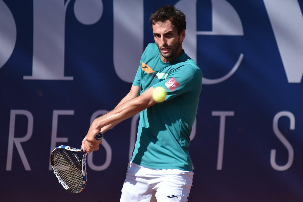 ŠPANAC STIGAO DO 3. TROFEJA NA ATP TURU : Ramos-Vinjolas osvojio titulu u Eštorilu