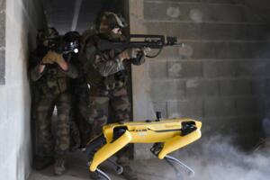 BUDUĆNOST RATOVANJA: Francuski vojnici treniraju sa robo-psima, a planira se i upotreba droida-ubica u stilu Terminatora VIDEO