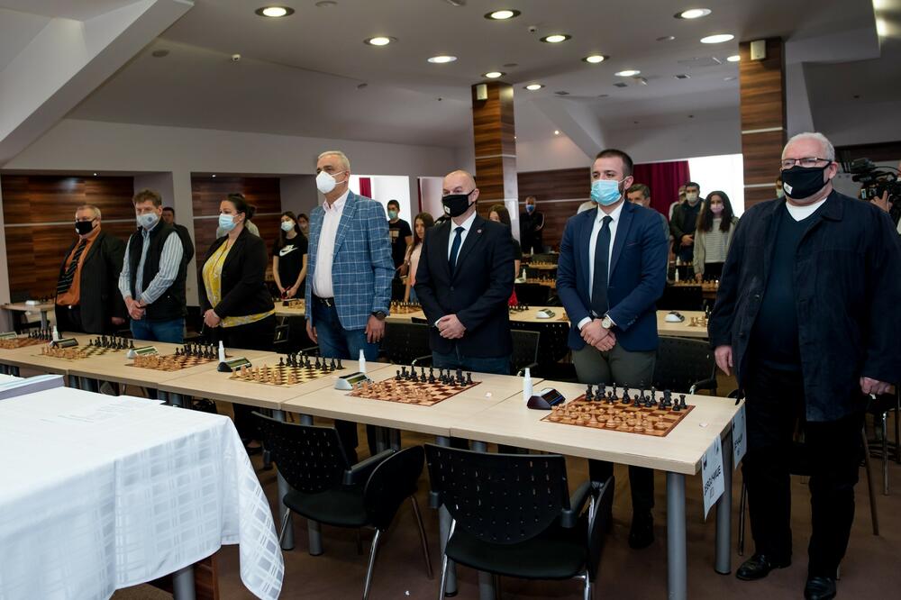 Subotica: Gradonačelnik Bakić svečano otvorio 14. Кadetski festival Šahovskog saveza Srbije