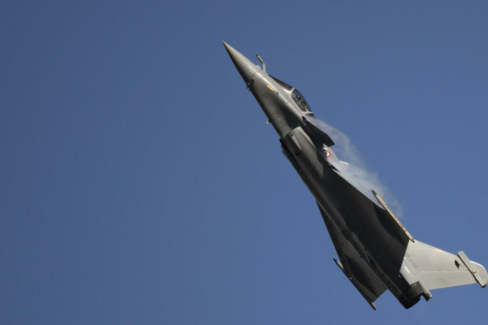KUPOVINA NA KREDIT Egipat potpisao ugovor sa Francuskom vredan skoro 4 milijarde evra za nabavku 30 borbenih aviona FOTO, VIDEO