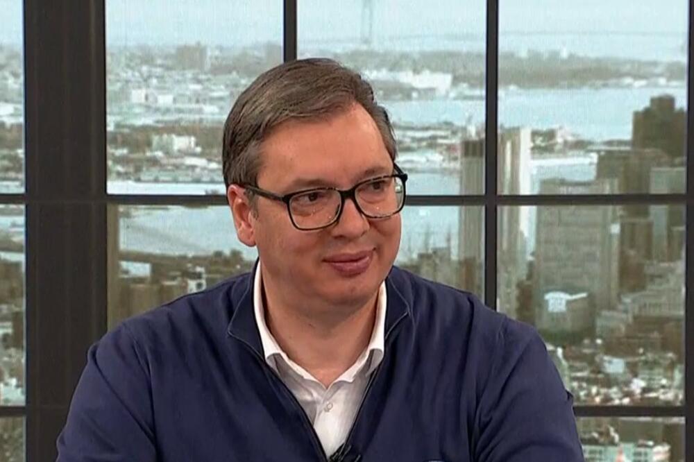 OTKRIVAMO KOJE SU POKLONE DOBIJALI FUNKCIONERI: Predsednika Vučića najviše darivali, a zadržao samo OVA ČETIRI dara!