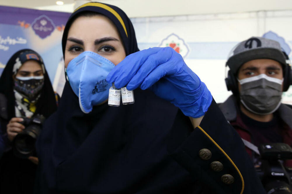 NOVI TALAS EPIDEMIJE: U Iranu za dan zaraženo 39.000 osoba! Ali Hameni traži nove mere za subijanje infekcije!