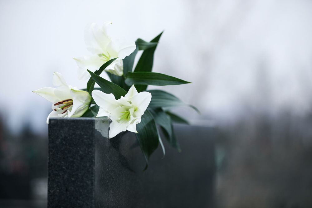 spomenik, sahrana, groblje, smrt