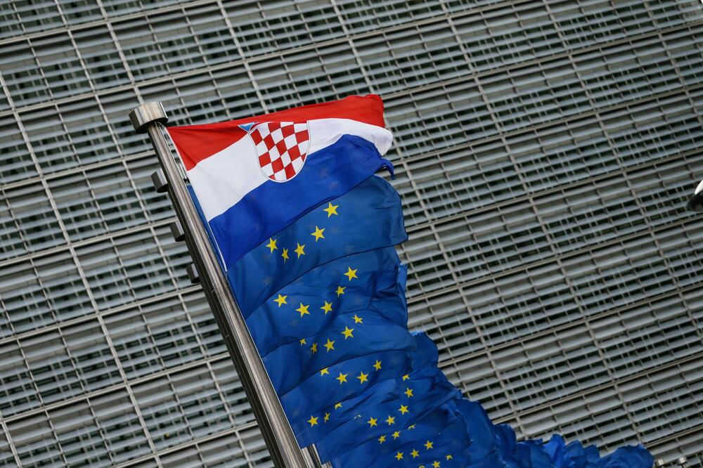 PUT SRBIJE U EU IDE PREKO HRVATSKE: Nove provokacije stigle iz Zagreba