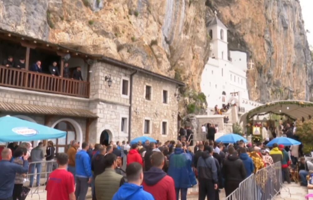 Ostrog, vladika Joanikije, manastir Ostrog