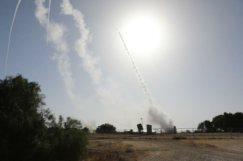 ZABAGOVALA GVOZDENA KUPOLA: Skupi izraelski sistem vazdušne odbrane se zbunio, oborio sopstveni dron