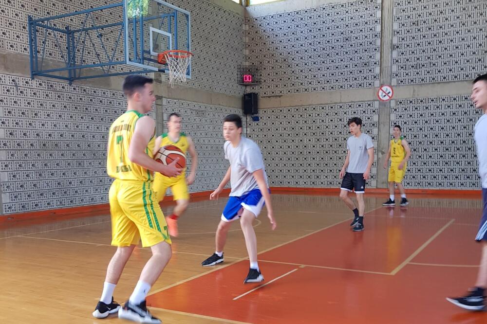 GRADSKO PRVENSTVO 3X3: Evo ko su najbolji basketaši među srednjoškolcima u Vranju! FOTO