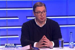 VUČIĆ PORUČIO RADOJU ZVICERU: Ti gadovi neće upravljati Srbijom, đubre banditsko, naći ćemo te gde god da si!