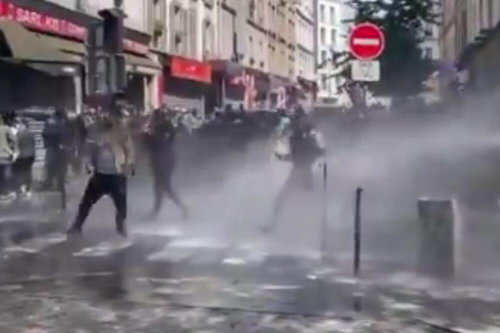 U ZNAK PODRŠKE PALESTINCIMA Protesti u više francuskih gradova, u Parizu napeto VIDEO