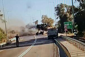 UNIŠTEN IZRAELSKI TENK MERKAVA?! Hamas napao vojni konvoj blizu Gaze! FOTO