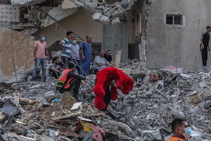 FEKALIJE PO ULICAMA, BEZ STRUJE I VODE I LEKOVA: Sedmodnevno bombardovanje gurnulo Gazu u humanitarnu katastrofu