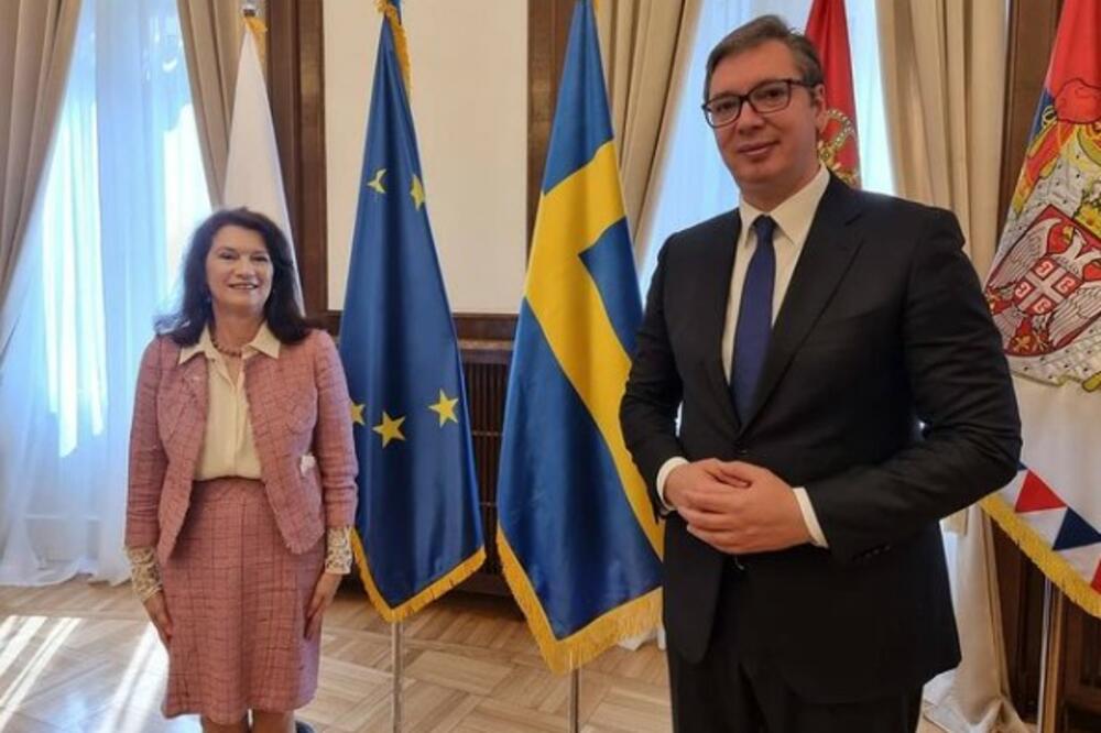 SUSRET NA ANDRIĆEVOM VENCU: Vučić sa šeficom švedske diplomatije saradnji sa Oebsom, EU putu Srbije i reformama (FOTO)
