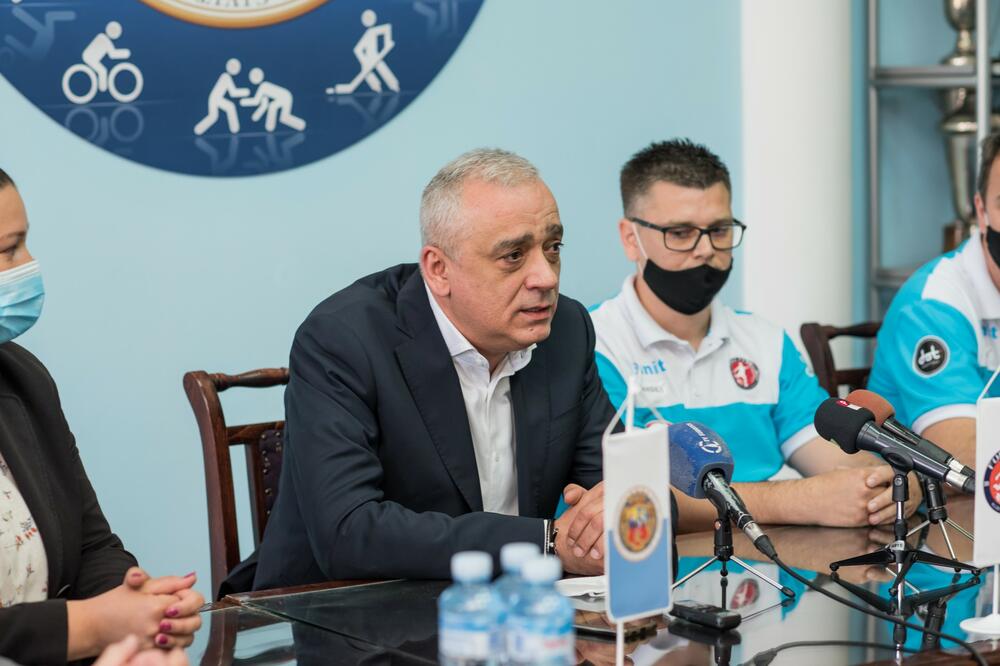 Gradonačelnik Bakić: Želimo da vidimo što više subotičkih ekipa u zvaničnim ligama