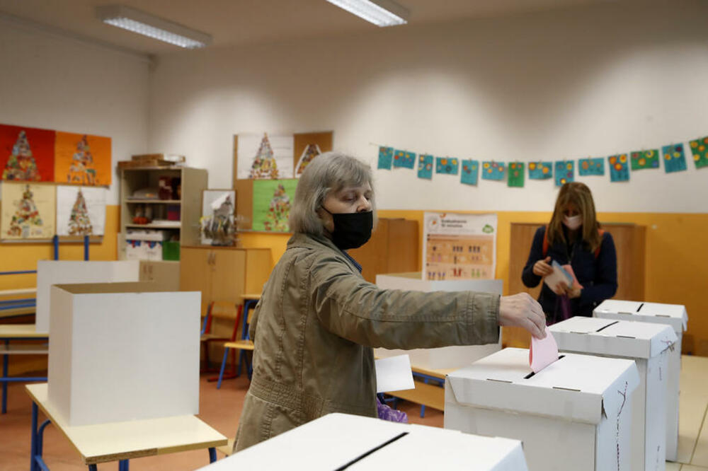 OTVORENA BIRALIŠTA U Hrvatskoj počeo drugi krug lokalnih izbora