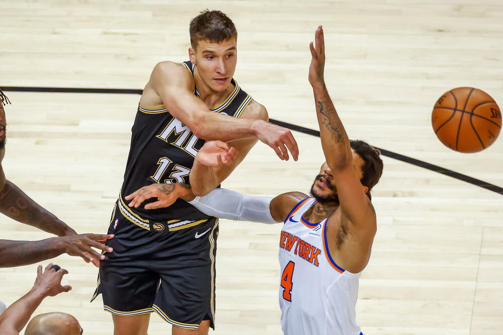 BOGDAN PUNIO SVE KOLONE: Atlanta ubedljiva protiv Njujorka, Houksi blizu druge runde! VIDEO